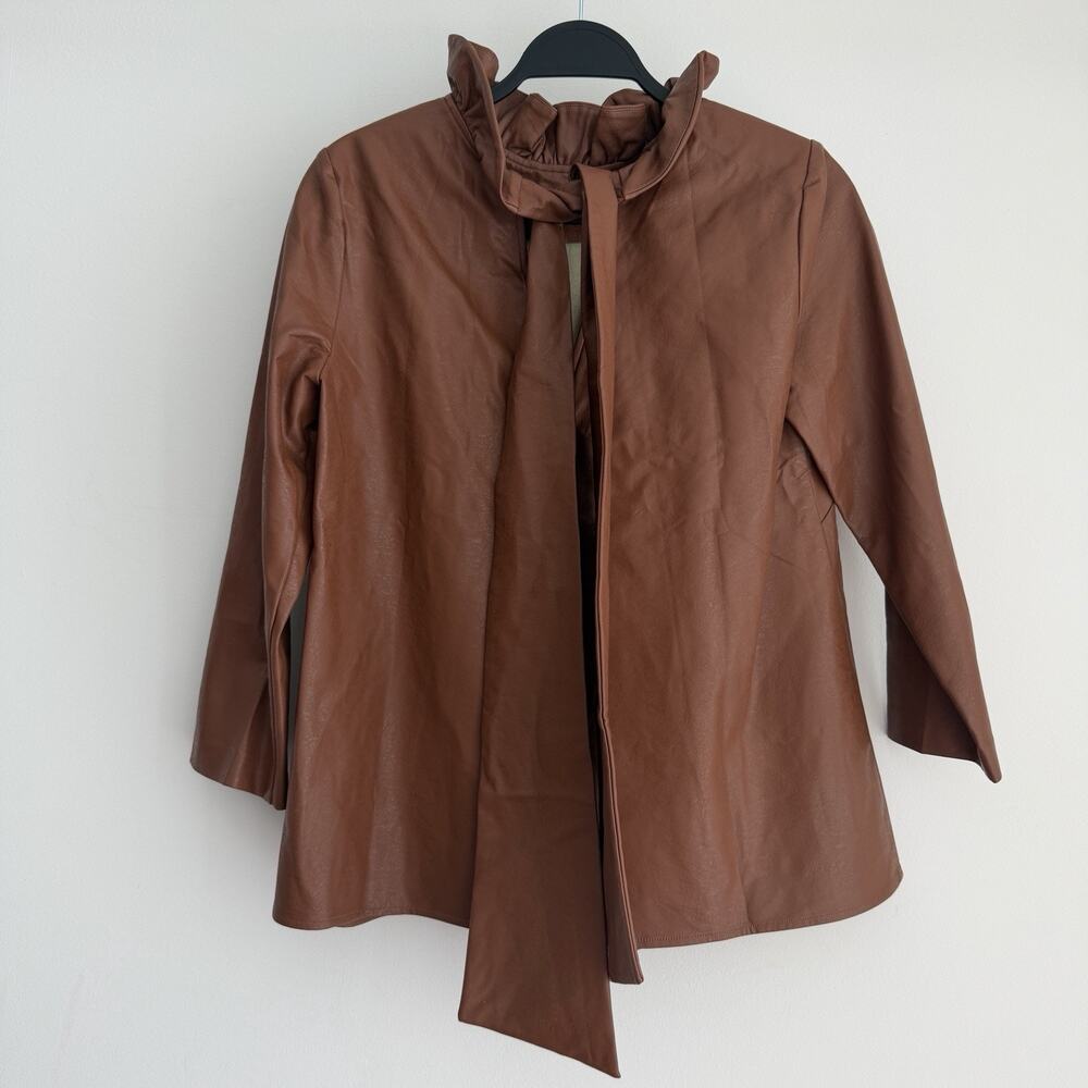 Tuckernuck Top Womens Small Brown Faye Faux Leather Blouse Ruffle Minimal Luxury - Picture 3 of 7